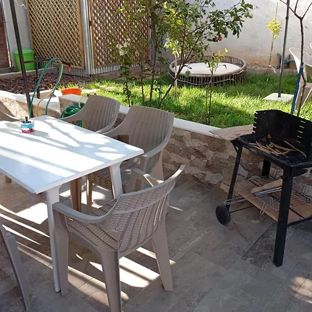 Lemontree House Apartman Limenária